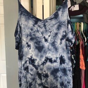 American Eagle top